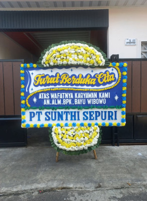 Papan Bunga Duka di Wenang Selatan