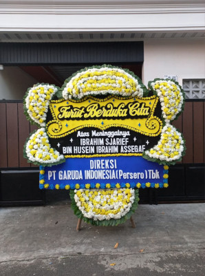 Papan Bunga Duka di Wenang Selatan