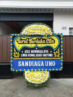 Papan Bunga Duka di Wenang Selatan